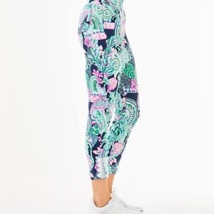 Lilly Pulitzer LUXLETIC CORSO PANT UPF 50+ Golf Pants Lookin Sharp